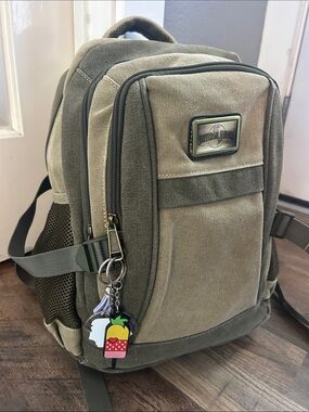 Universal Olive Canvas Men's Daypack